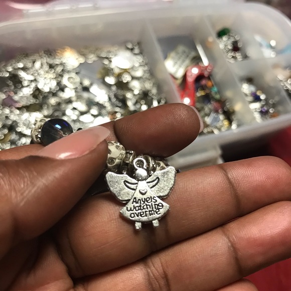 Meet your Posher, Sandradean - Picture 2 of 2